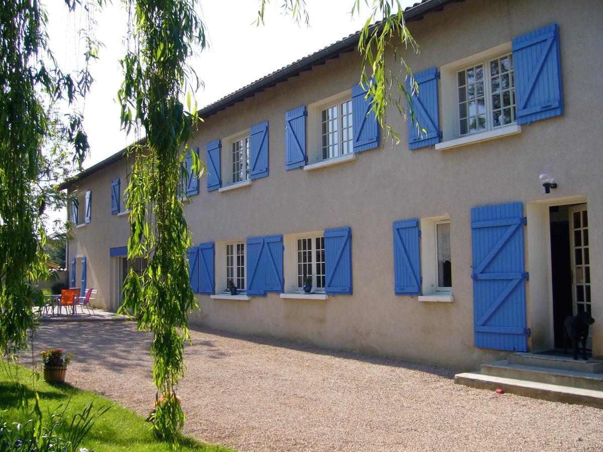 مبيت وإفطار Civrieux Le Relais Du Grand Logis المظهر الخارجي الصورة