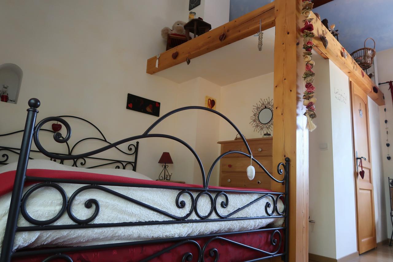 مبيت وإفطار Civrieux Le Relais Du Grand Logis المظهر الخارجي الصورة